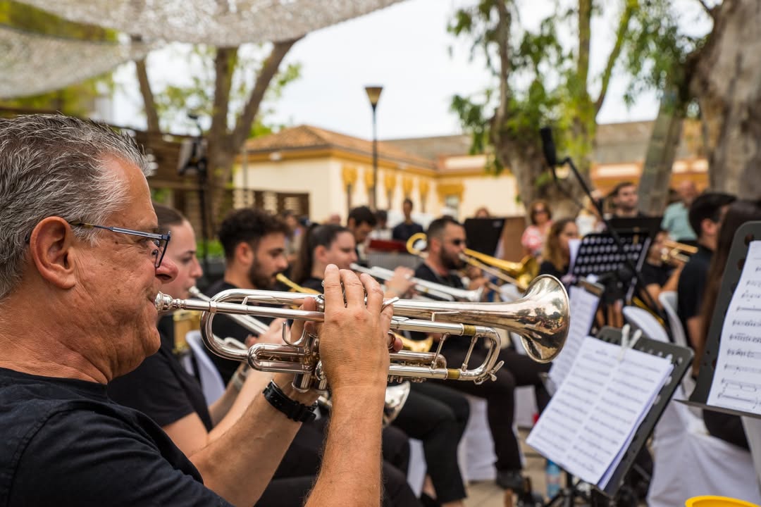 HISTORIA DEL JAZZ JAMAS CONTADA744846_743598707468018_1322228116919986005_n